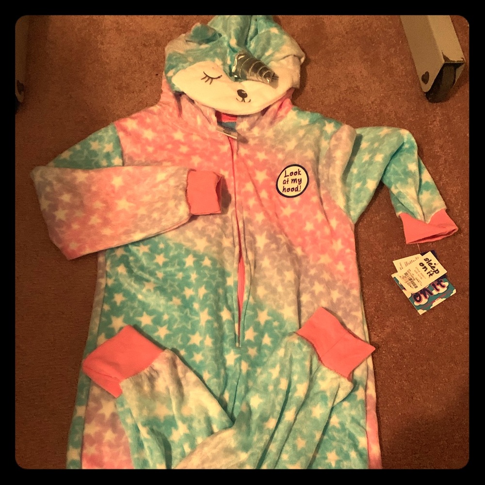 Girls brand new unicorn girls pajamas